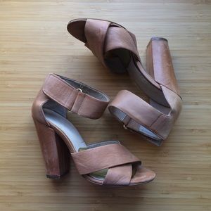 🟣 2/$10 Nine West Leather Ankle Strap Heels (5)